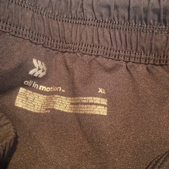 All in Motion Running Shorts 💕 - Picture 4 of 4